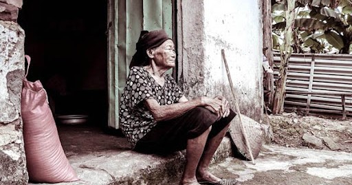 "1 mẹ nuôi lớn 10 con, nhưng 10 người con không nuôi được 1 mẹ": Câu chuyện cụ bà khổ đau lúc cuối đời khiến ai cũng đau đáu không thôi "1 mẹ nuôi lớn 10 con, nhưng 10 người con không nuôi được 1 mẹ": Câu chuyện cụ bà khổ đau lúc cuối đời khiến ai cũng đau đáu không thôi