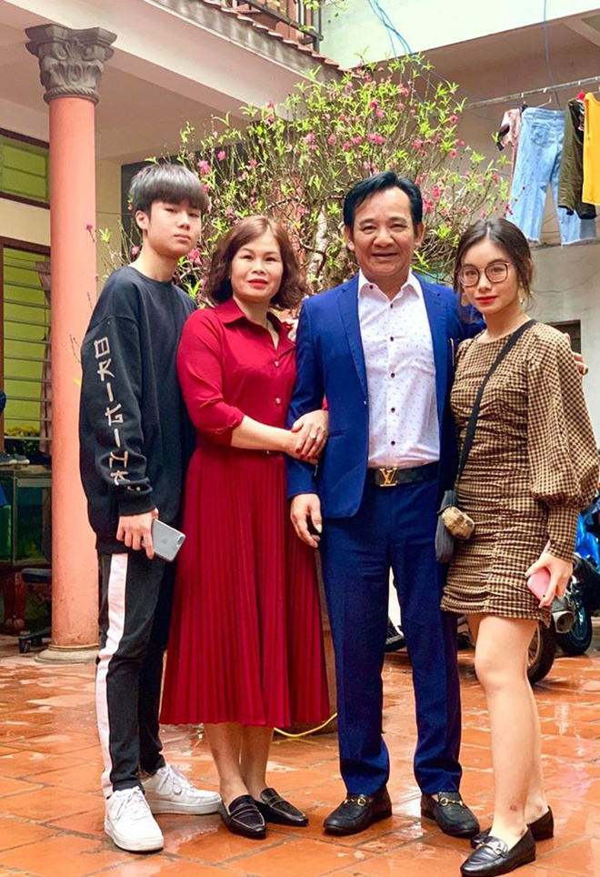 Quang Tèo tự nhận là amp;#34;của hiếmamp;#34; của giới nghệ sĩ khi không bỏ vợ kém xinh, từng 12 năm không có con - 5