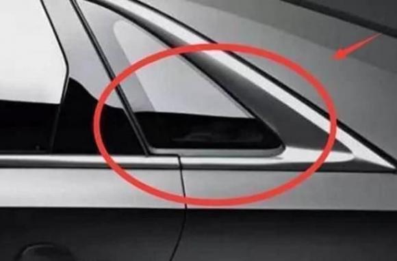 Sau nhiều năm lái xe, nhiều người vẫn không biết công dụng của cửa sổ tam giác của xe? Giờ biết cũng chưa là quá muộn-1